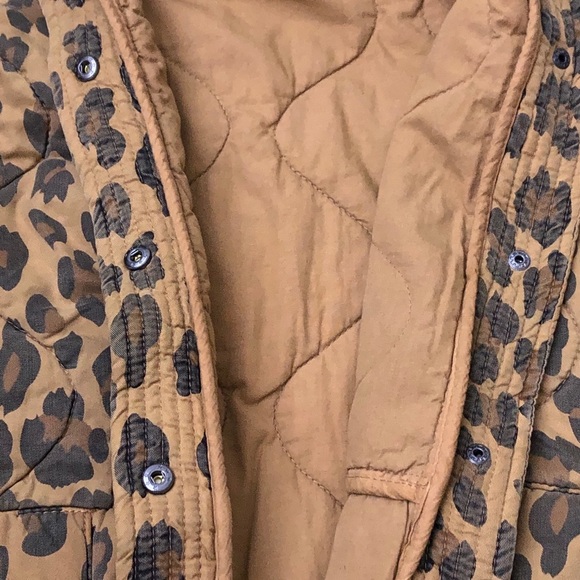 Blank NYC Tan Brown Black Spotted Leopard Quilted Button Up Bomber Jacket S - Picture 7 of 9